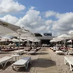 Апартамент С Две Спални Градина К-С Black Sea Star Черноморец Cernomoreț