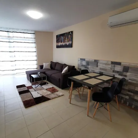 градина - с две спални в к-с черноморска звезда Apartment