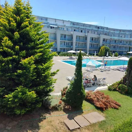 с две спални градина к-с Black Sea Star Apartament *