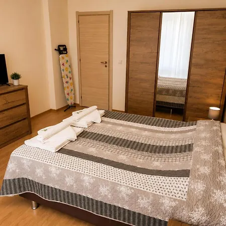 Apartament с две спални градина к-с Black Sea Star