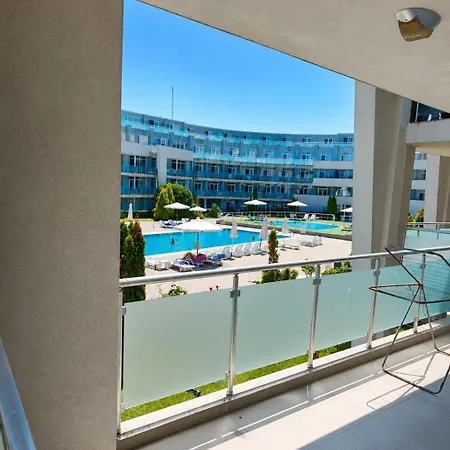 с две спални градина к-с Black Sea Star Apartament Cernomoreț